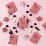 BLACKCURRANT FLOWPACKS – MARSHMALLOWS WITH BLACKCURRANT & WHITE CHOCOLATE - Image 2