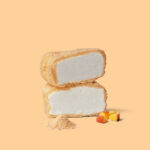 The Mallows skumfiduser med hvid belgisk chokolade og fersken. sour peach belgian white chocolate gourmet marshmallows Emma Bülow closeup